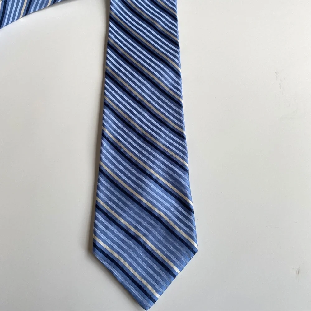 City of London‎ Tie